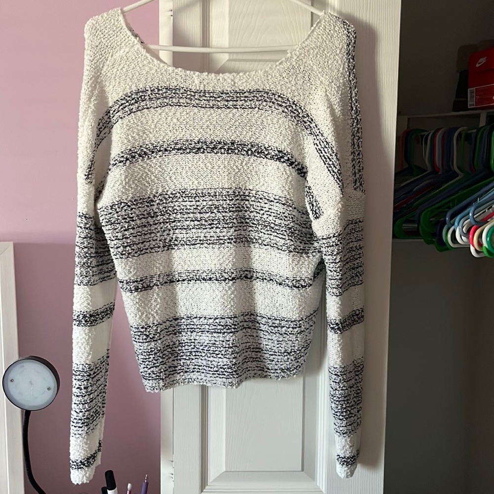 very good shape, and cozy sweater